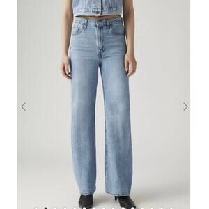 Levi’s Ribcage Straight Jeans Women’s Size 30 x 32 Light Wash High Rise NWT